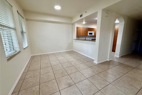 Copropriété à louer à Doral, Floride: 3 chambres, 112.13 m2 № 1937272 - photo 6