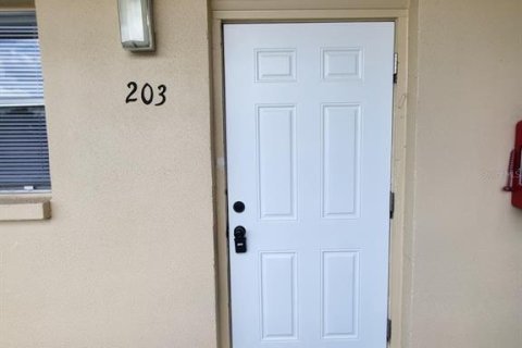 Copropriété à vendre à Saint Petersburg, Floride: 2 chambres, 105.91 m2 № 2112870 - photo 3