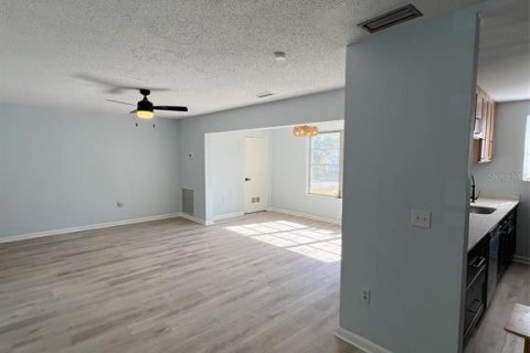 Copropriété à vendre à Saint Petersburg, Floride: 2 chambres, 105.91 m2 № 2112870 - photo 8