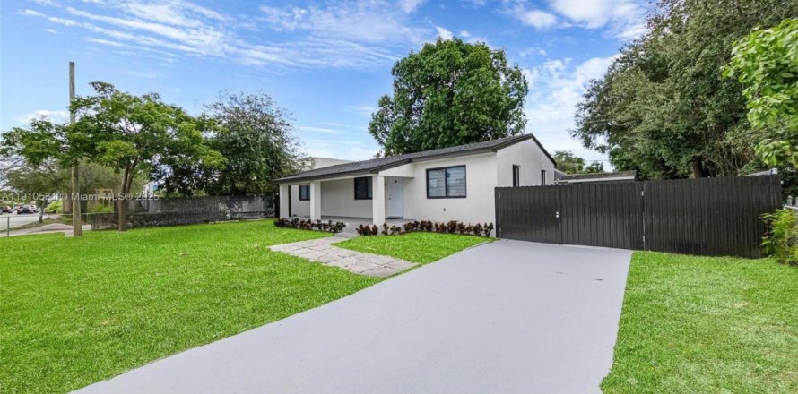 Villa ou maison à Miami, Floride 3 chambres, 122.07 m2 № 1966496