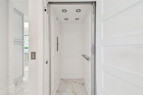 Condo in Clearwater, Florida, 4 bedrooms  № 1884866 - photo 10