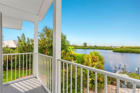 Villa ou maison à vendre à Placida, Floride: 4 chambres, 382.57 m2 № 2217372 - photo 24