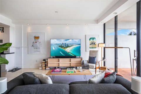 Copropriété à vendre à Miami, Floride: 1 chambre, 95.69 m2 № 1930955 - photo 10