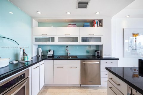 Copropriété à vendre à Miami, Floride: 1 chambre, 95.69 m2 № 1930955 - photo 20