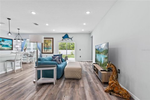 Casa en venta en Kissimmee, Florida, 4 dormitorios, 191.19 m2 № 1904115 - foto 7