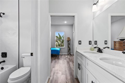 Casa en venta en Kissimmee, Florida, 4 dormitorios, 191.19 m2 № 1904115 - foto 22