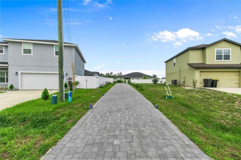 Casa en venta en Kissimmee, Florida, 4 dormitorios, 191.19 m2 № 1904115 - foto 25