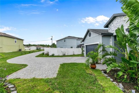 Casa en venta en Kissimmee, Florida, 4 dormitorios, 191.19 m2 № 1904115 - foto 27