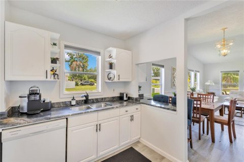 House in Kissimmee, Florida 3 bedrooms, 101.82 sq.m. № 2150975 - photo 8