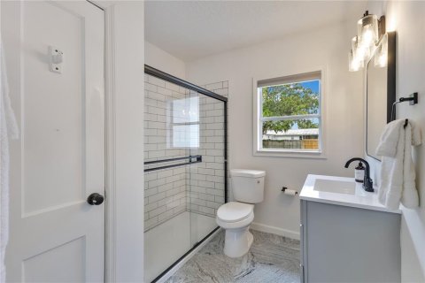 House in Kissimmee, Florida 3 bedrooms, 101.82 sq.m. № 2150975 - photo 14