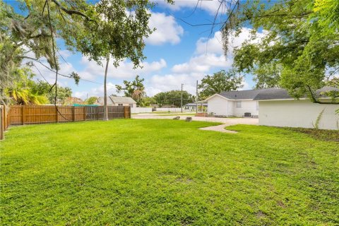House in Kissimmee, Florida 3 bedrooms, 101.82 sq.m. № 2150975 - photo 17