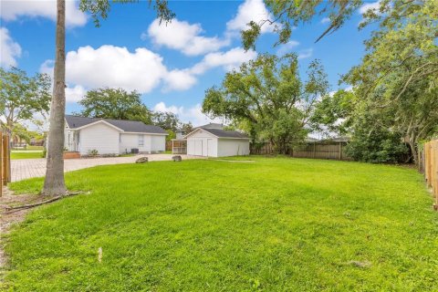 House in Kissimmee, Florida 3 bedrooms, 101.82 sq.m. № 2150975 - photo 16
