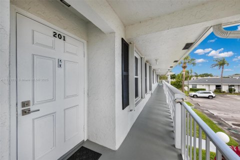 Condo in Delray Beach, Florida, 2 bedrooms  № 1705766 - photo 26