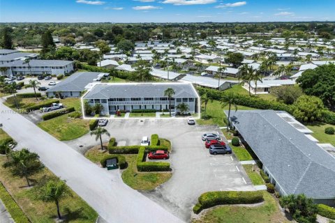 Condo in Delray Beach, Florida, 2 bedrooms  № 1705766 - photo 30