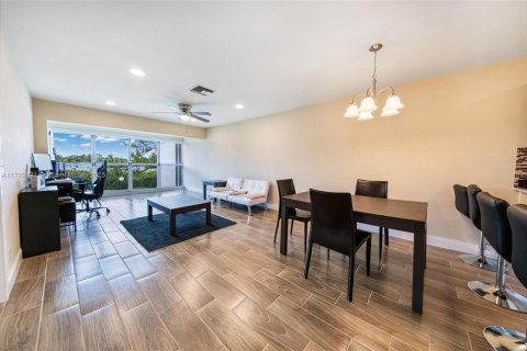 Condo in Delray Beach, Florida, 2 bedrooms  № 1705766 - photo 3