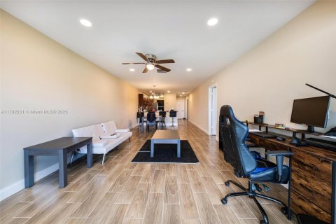 Condo in Delray Beach, Florida, 2 bedrooms  № 1705766 - photo 7
