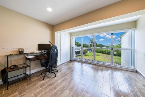 Condo in Delray Beach, Florida, 2 bedrooms  № 1705766 - photo 6