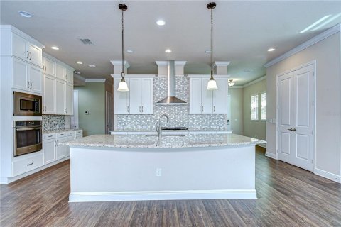 Villa ou maison à vendre à Fish Hawk, Floride: 2 chambres, 205.59 m2 № 1917593 - photo 6