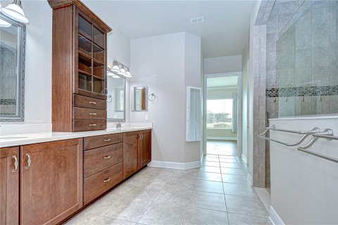 House in Fish Hawk, Florida 2 bedrooms, 205.59 sq.m. № 1917593 - photo 16