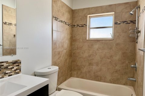 Condominio en alquiler en Hollywood, Florida, 1 dormitorio, 54.44 m2 № 2058124 - foto 7