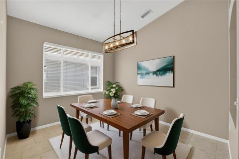 House in Fish Hawk, Florida 5 bedrooms, 246.66 sq.m. № 1885519 - photo 8