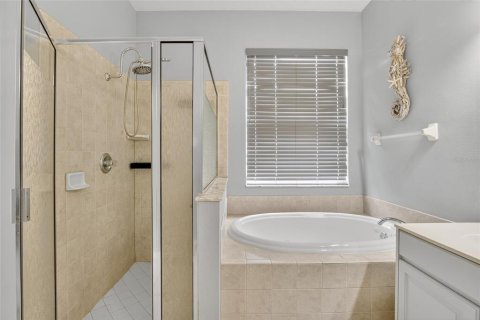 House in Fish Hawk, Florida 5 bedrooms, 246.66 sq.m. № 1885519 - photo 23