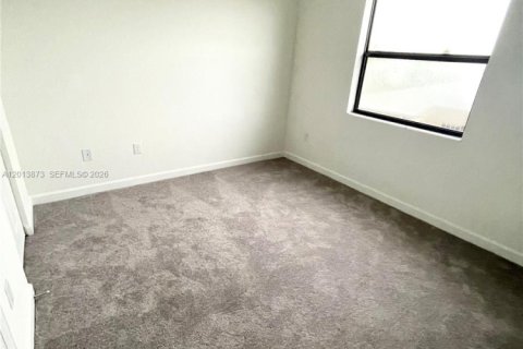 Copropriété à vendre à Miami, Floride: 3 chambres, 122.63 m2 № 2300955 - photo 12