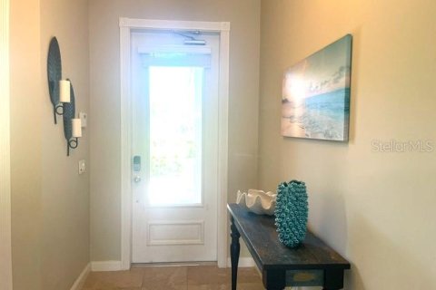 House in Sarasota, Florida 3 bedrooms, 204.48 sq.m. № 2148434 - photo 6