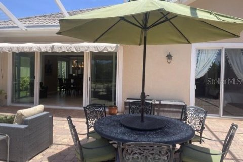 House in Sarasota, Florida 3 bedrooms, 204.48 sq.m. № 2148434 - photo 27
