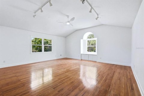Casa en alquiler en Sarasota, Florida, 5 dormitorios, 403.1 m2 № 2097671 - foto 18