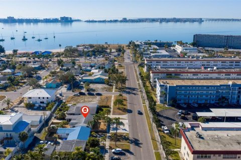 Снять в аренду виллу или дом в Галфпорта, Флорида 5 комнат, 102.01м2, № 2100832 - фото 22