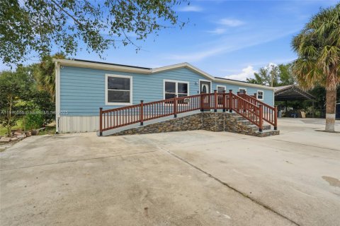 Villa ou maison à vendre à LaBelle, Floride: 3 chambres № 1971781 - photo 1