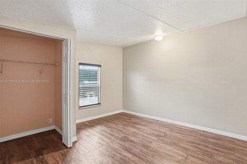 Villa ou maison à vendre à LaBelle, Floride: 3 chambres № 1971781 - photo 19