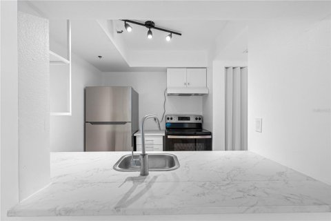 Copropriété à louer à Tampa, Floride: 1 chambre, 58.16 m2 № 2096985 - photo 18