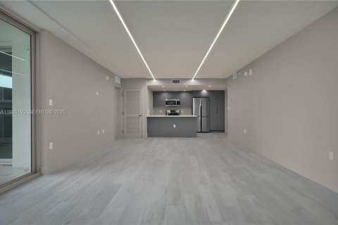 Condo in Bay Harbor Islands, Florida, 3 bedrooms  № 1994120 - photo 5