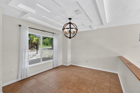 Villa ou maison à vendre à Eustis, Floride: 4 chambres, 198.81 m2 № 2344980 - photo 14