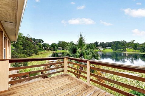 Villa ou maison à vendre à Eustis, Floride: 4 chambres, 198.81 m2 № 2344980 - photo 10