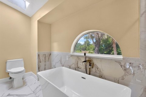 Villa ou maison à vendre à Eustis, Floride: 4 chambres, 198.81 m2 № 2344980 - photo 29