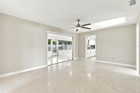 Villa ou maison à vendre à Safety Harbor, Floride: 3 chambres, 179.49 m2 № 2406636 - photo 19