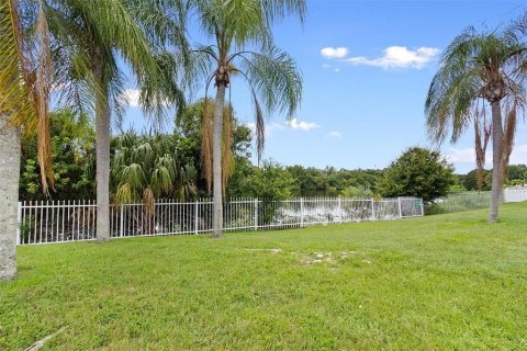 Condo in Tampa, Florida, 4 bedrooms  № 1565047 - photo 27