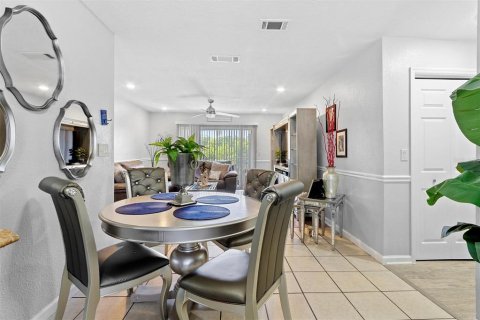 Condo in Tampa, Florida, 4 bedrooms  № 1565047 - photo 6