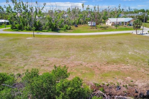 Land in Bokeelia, Florida № 533387 - photo 2