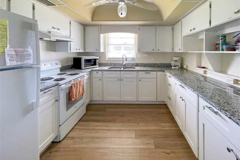 Copropriété à vendre à Englewood, Floride: 2 chambres, 94.11 m2 № 1905849 - photo 30