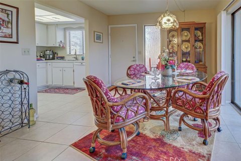 Copropriété à vendre à Englewood, Floride: 2 chambres, 94.11 m2 № 1905849 - photo 6