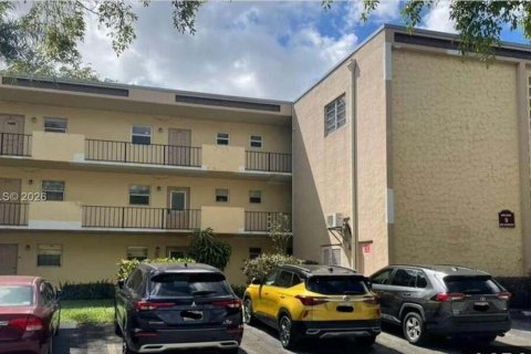 Condo in Hollywood, Florida, 2 bedrooms  № 2265367