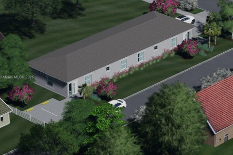 Propiedad comercial en venta en Hallandale Beach, Florida, 241.55 m2 № 1955444 - foto 5