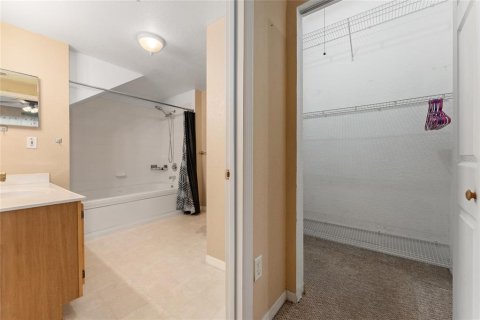 Adosado en venta en Kissimmee, Florida, 3 dormitorios, 120.4 m2 № 2103923 - foto 23