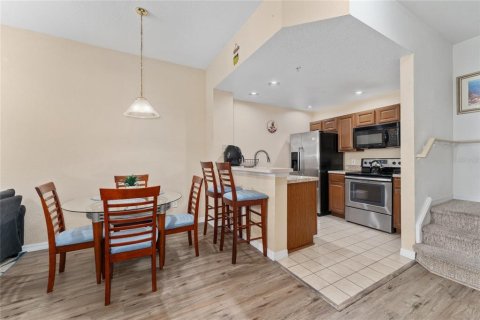 Adosado en venta en Kissimmee, Florida, 3 dormitorios, 120.4 m2 № 2103923 - foto 15