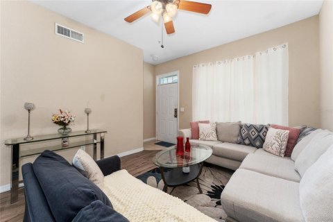 Adosado en venta en Kissimmee, Florida, 3 dormitorios, 120.4 m2 № 2103923 - foto 12