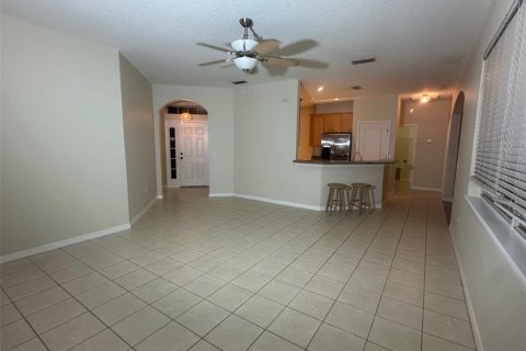 Villa ou maison à vendre à Kissimmee, Floride: 3 chambres, 148.36 m2 № 2403111 - photo 9